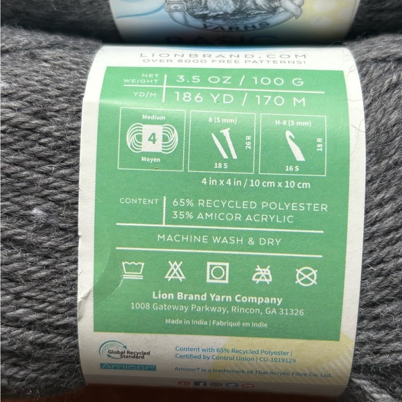 Lion Brand Charcoal Gray Yarn Bundle - Picture 4 of 5